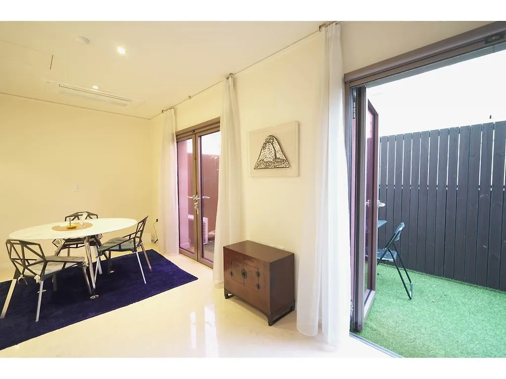 The Win Art House Apartment Seoul 0*,  South Korea