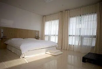 The Win Art House Apartment Seoul
