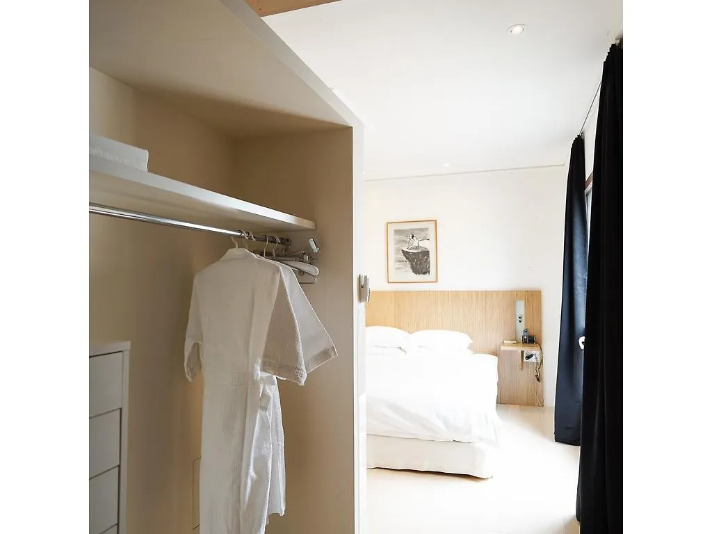 The Win Art House Apartment Seoul